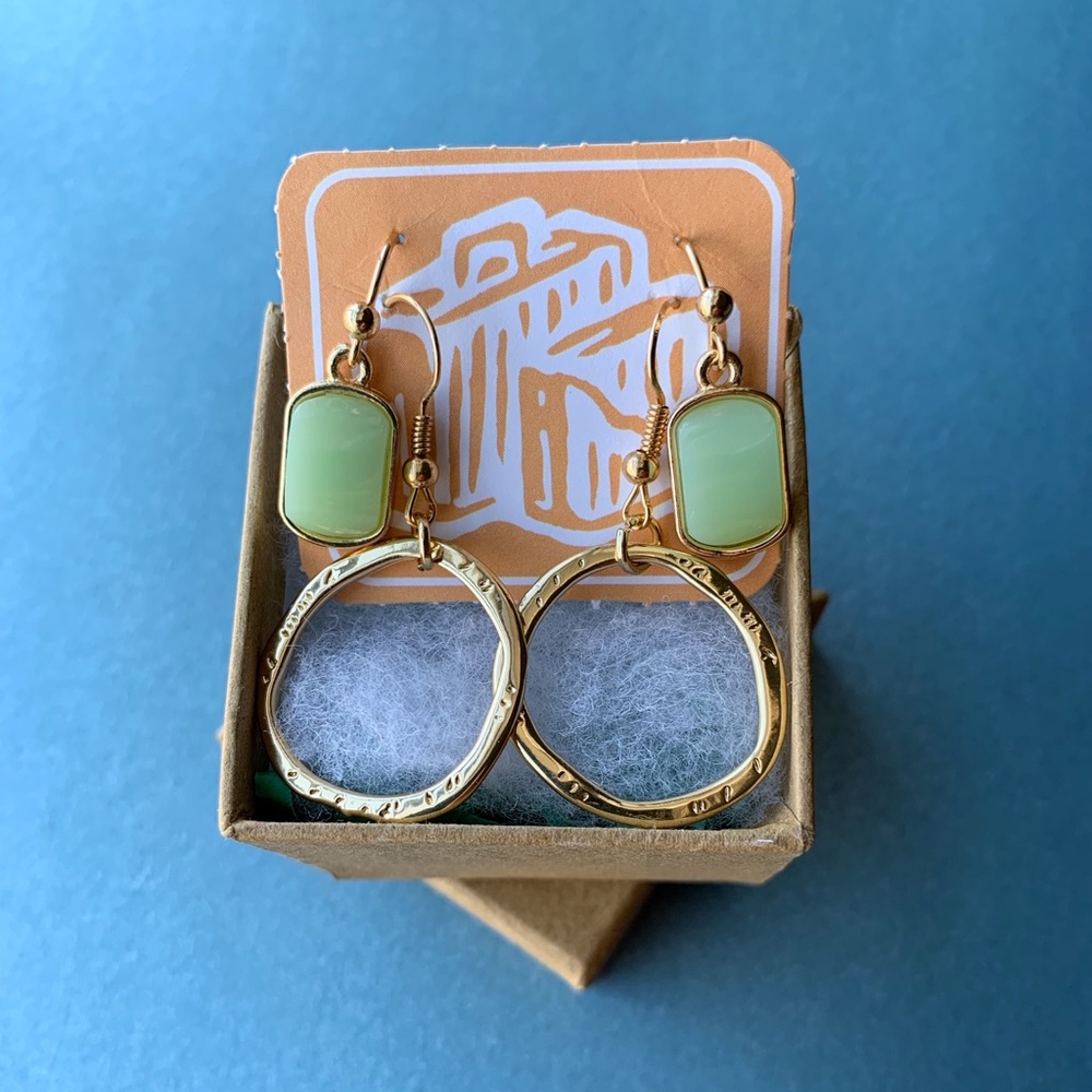 NEW 2pc Simple Drop Earrings Gift Set (Jade/Gold) - Picture 3 of 3